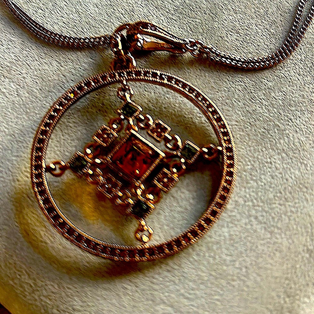 NWOTAuthentic Givenchy Necklace.Adjustable short/longRose color/Rhinestone Amber - Picture 2 of 10